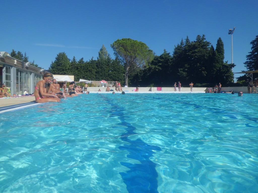 Camping Les Avignon - La Laune Villeneuve-lès-Avignon Exterior foto